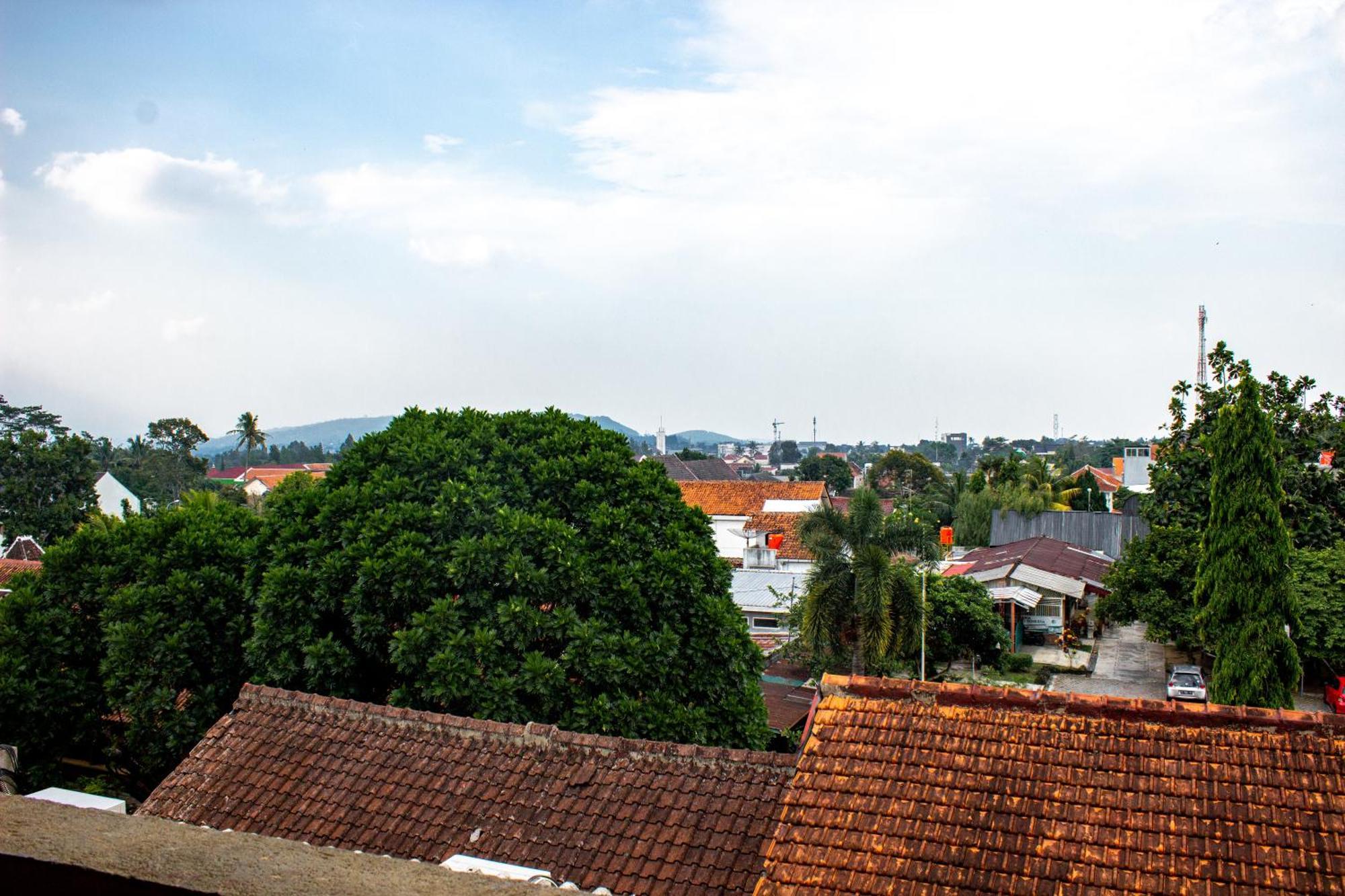Kayu Arum Resort Salatiga Ngoại thất bức ảnh